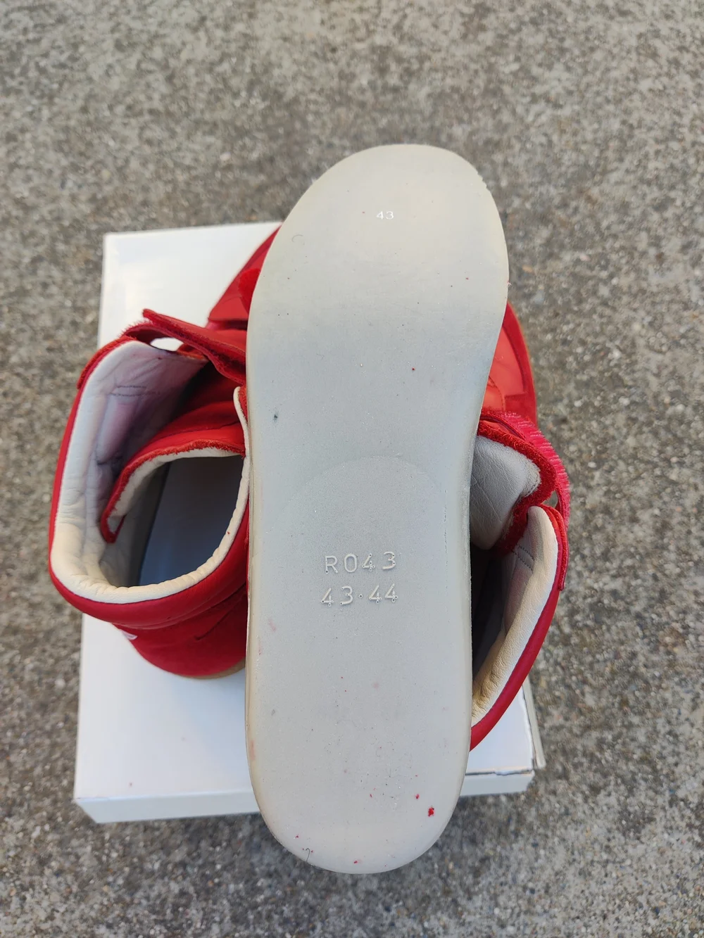 Maison Martin Margiela Red High-Top Velcro Sneakers MESSAGE MY NUMBER 5107534561